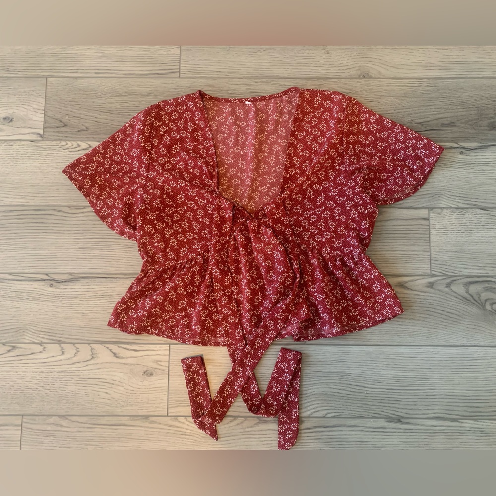 Small Red and White front tie blouse